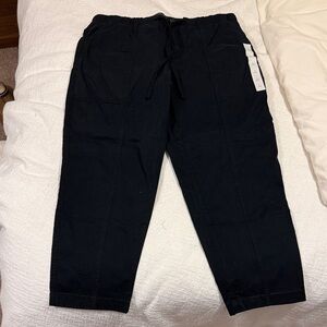 Women’s tapered mid rise ankle chino